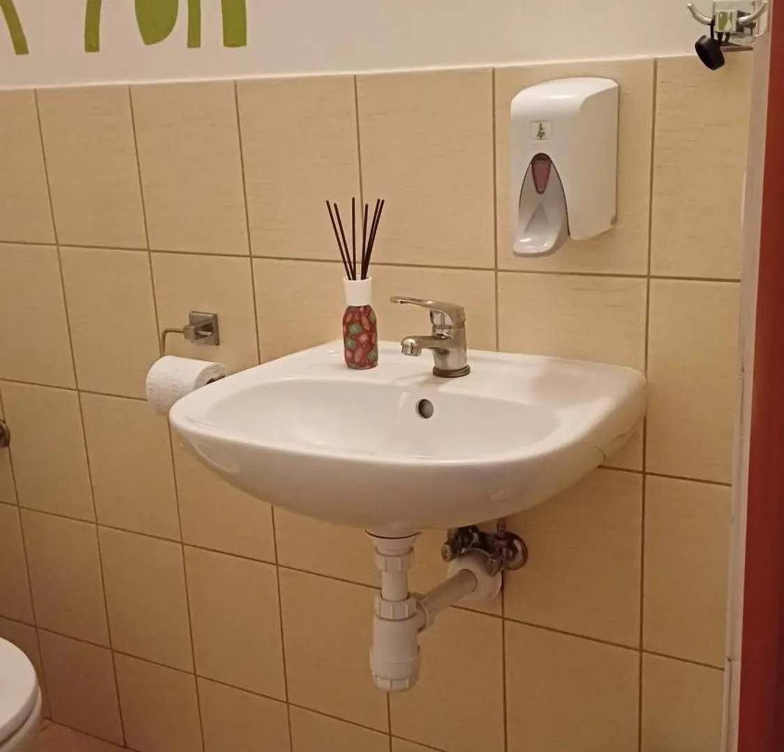 Hotel apartamentowy Dom Pielgrzyma Rumianek Warszawa